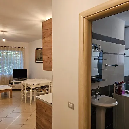 Teo's K Apartament Wlora